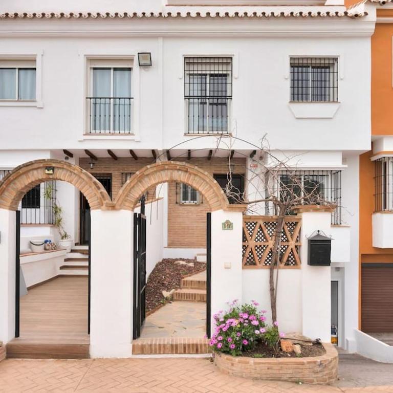 Adosado con solarium y piscina en Marbella Este - VISTAMAR 16 - Apartamento de 3 dormitorios - 11