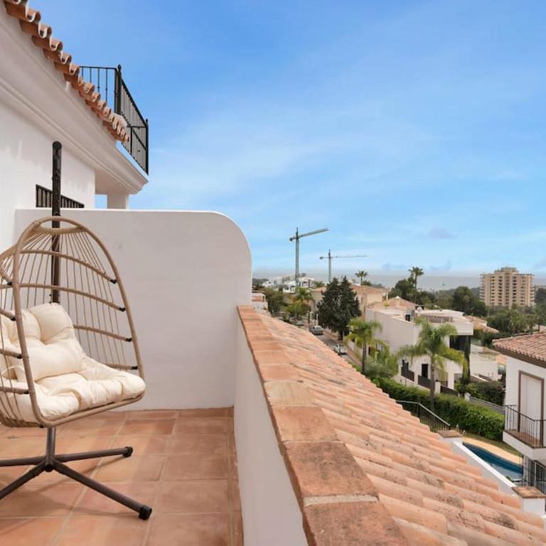 Adosado con solarium y piscina en Marbella Este - VISTAMAR 16 - Apartamento de 3 dormitorios - 24
