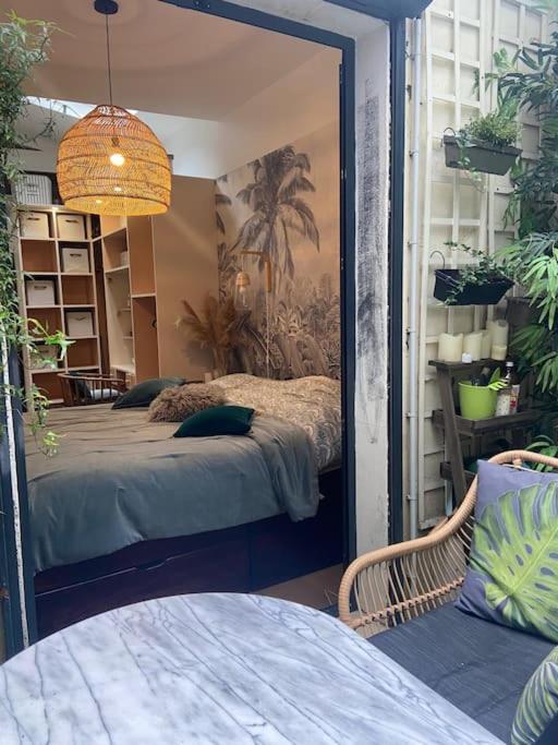 Maison-Atelier 3bd et 3ba avec patio fleuri au pied de Montmartre - Appartement 3 Chambres - 14