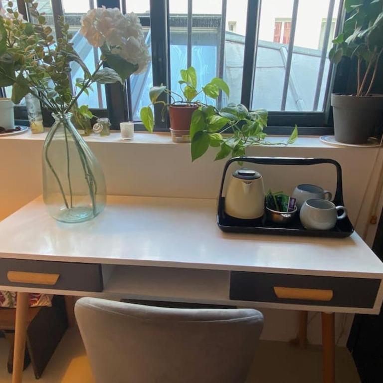 Maison-Atelier 3bd et 3ba avec patio fleuri au pied de Montmartre - Appartement 3 Chambres - 23