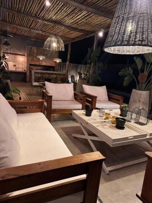 El Descanso! - Three-Bedroom House - 13