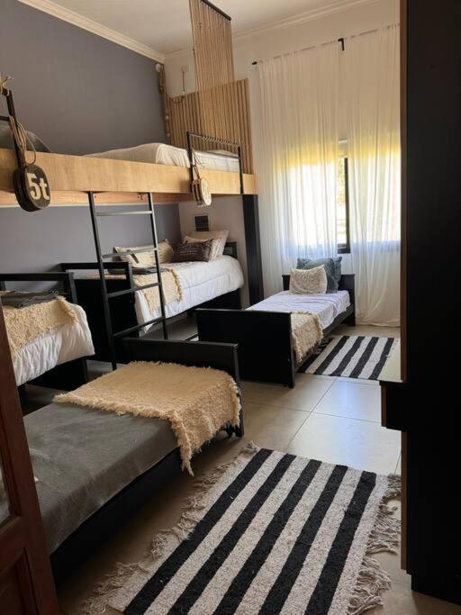 El Descanso! - Three-Bedroom House - 36
