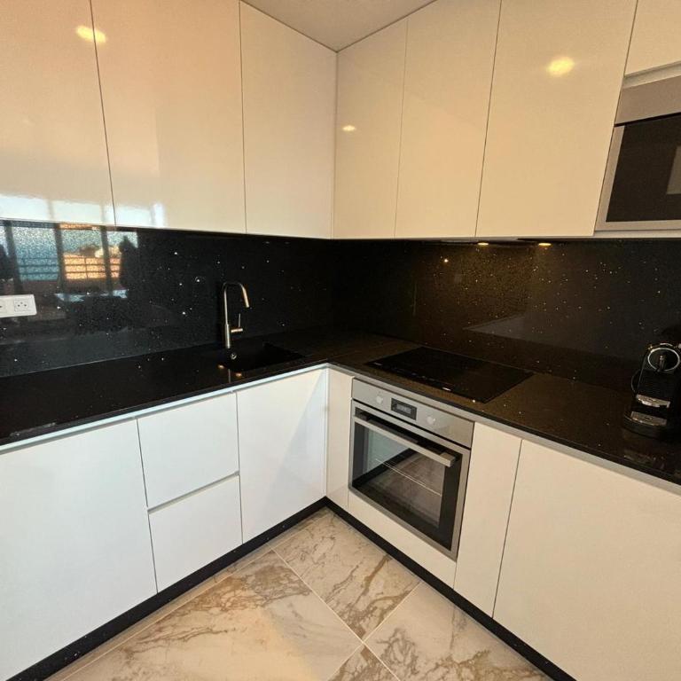 Vue Mer à Proximité de Monaco - Appartement 2 Chambres - 14