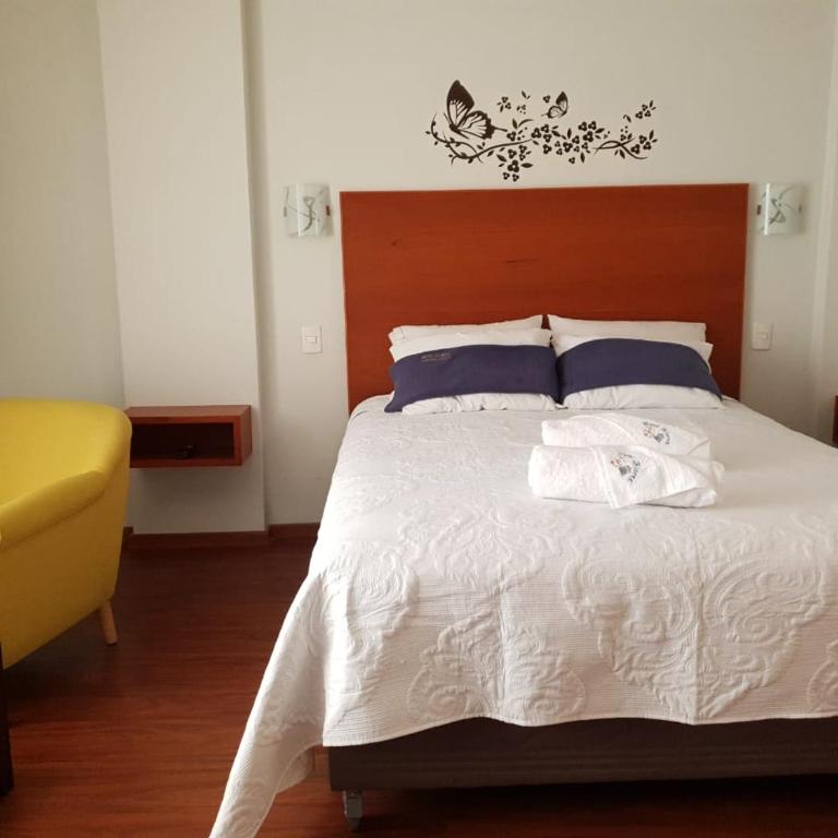 Hotel Florez Boutique - Queen Room with Garden View - 4