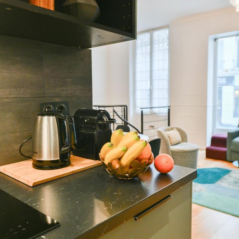 Le Marais Pl de la Bastille 3BD 3BTH for 10 guests - Appartement - 17