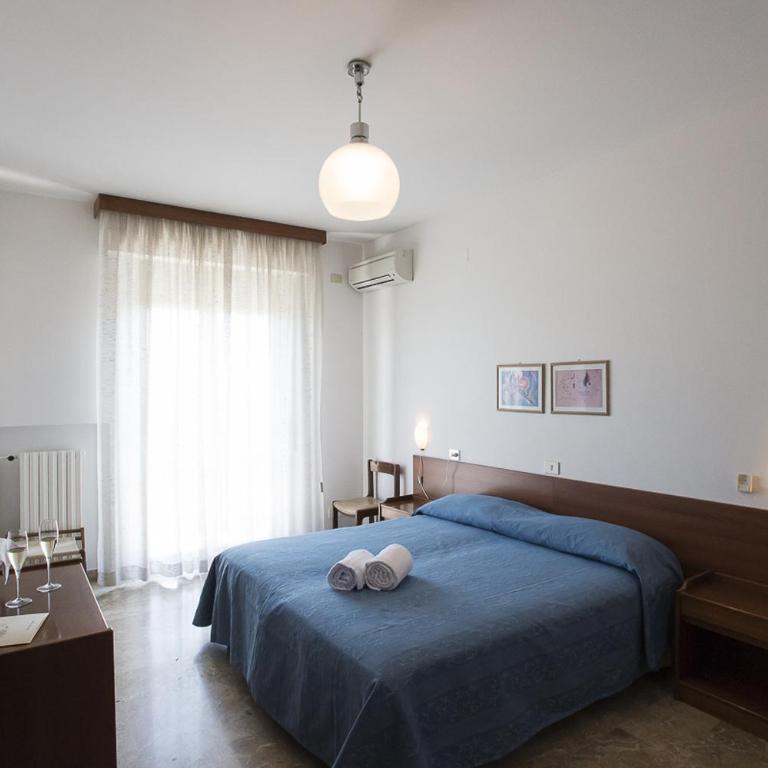 Albergo Rossana - Camera Tripla con Balcone - 3