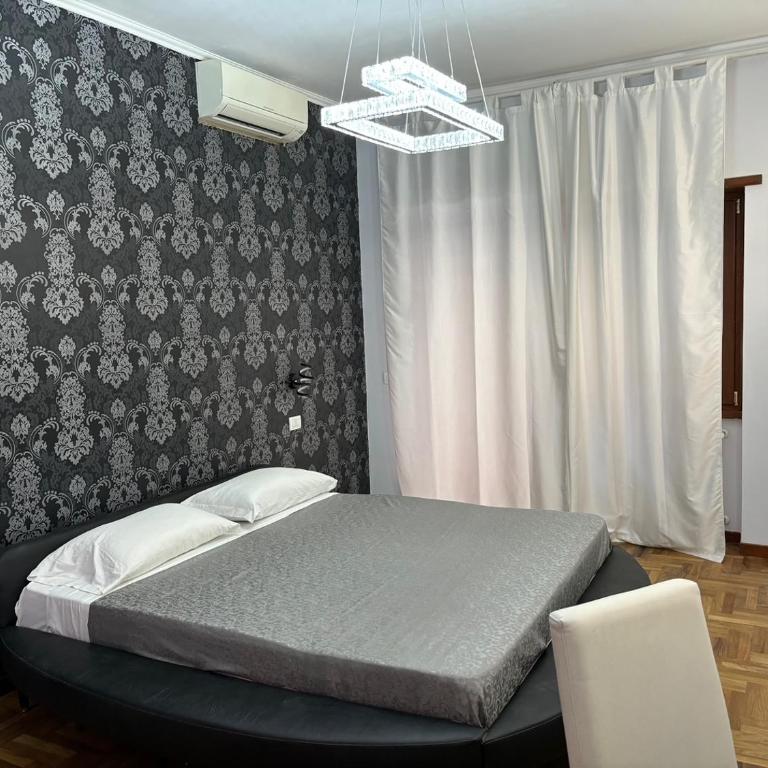 Suite and room - Camera Matrimoniale Superior con Vasca Idromassaggio e Balcone - 11