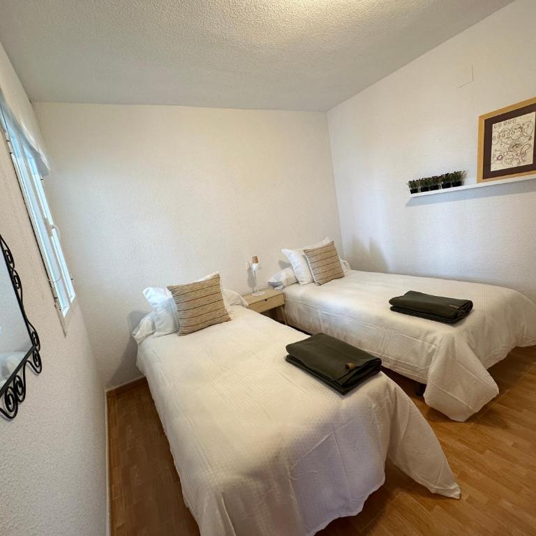INV5C, apartamento a 5 min andando de la playa - Three-Bedroom Apartment - 5