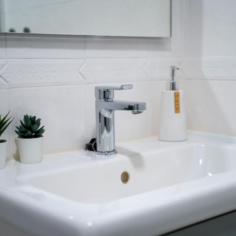 Apartamento en el corazón de Granada - Cochera - One-Bedroom Apartment - 22