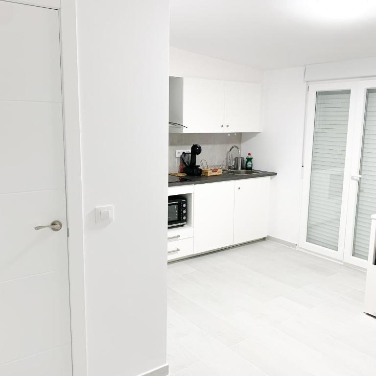 Estudio Con Terraza En La Playa - Apartamento de 1 dormitorio - 10
