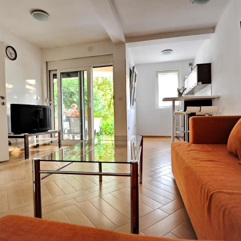 Apartments Kriva Ulica - One-Bedroom Apartment with Terrace - 31