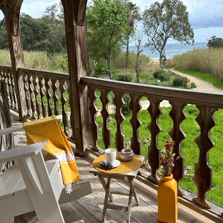 Le Clos des Sept Palmiers - Chambre Double Deluxe avec Terrasse - Vue sur Mer - 2