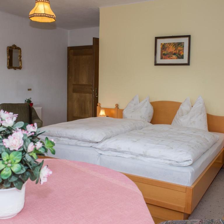 KREUZHOF Seefeld - Deluxe Doppelzimmer mit Balkon - 3