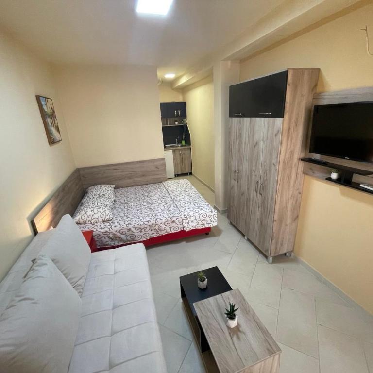 Apartments Pericic LUX - Studio - 12