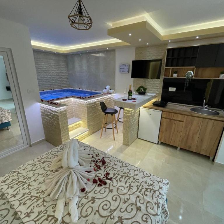 Apartments Pericic LUX - Deluks Apartman - 1