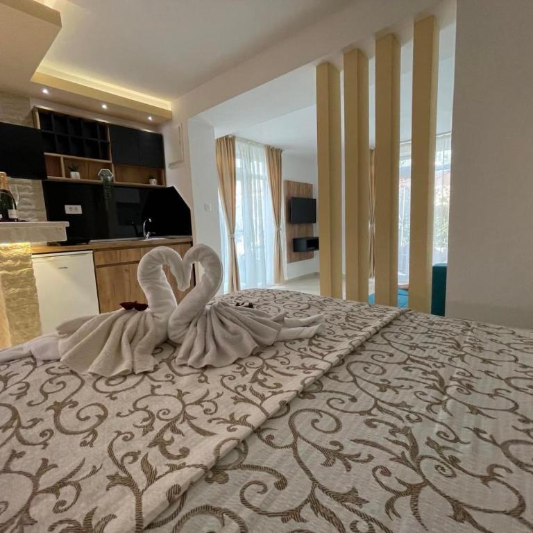 Apartments Pericic LUX - Deluks Apartman - 6