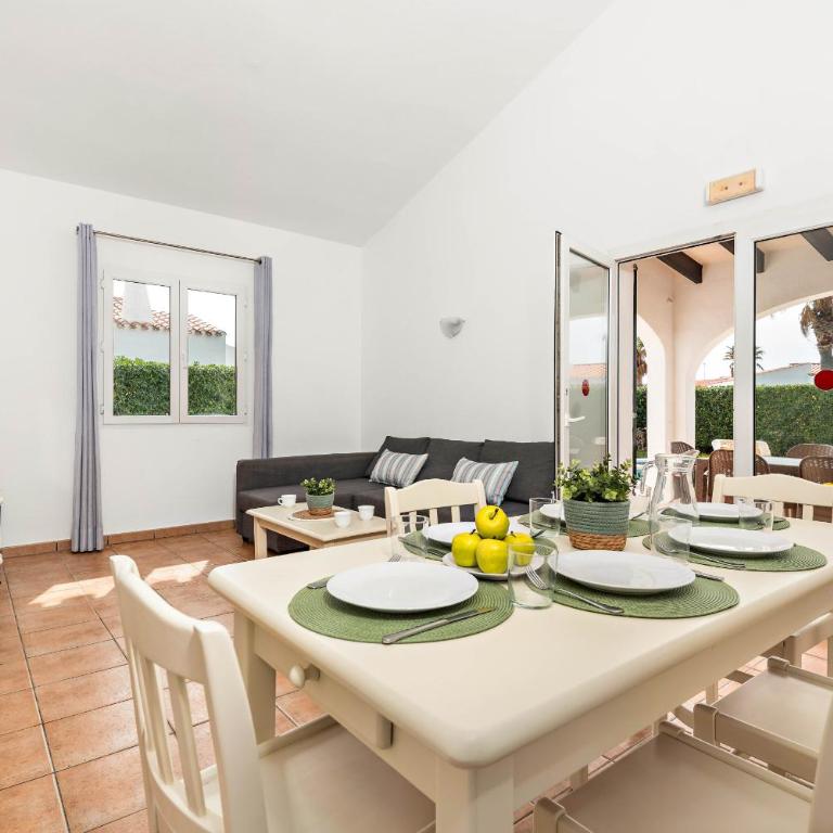 Villa Sigfrid by Escape Home - Villa - 13