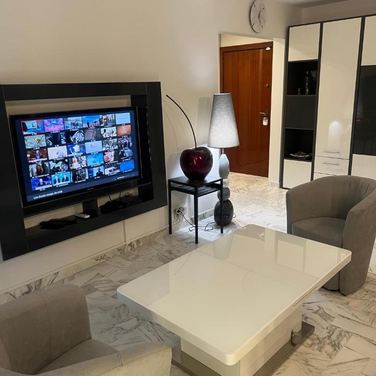 Chic 47m2, calme a 280m Croisette et plage - Apartment mit 1 Schlafzimmer - 23