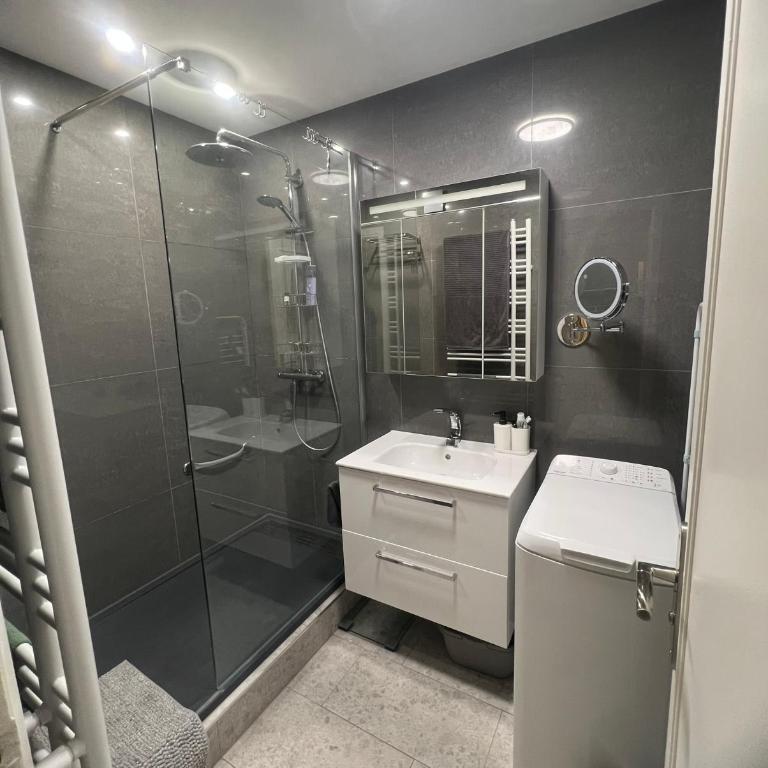 Chic 47m2, calme a 280m Croisette et plage - Apartment mit 1 Schlafzimmer - 7