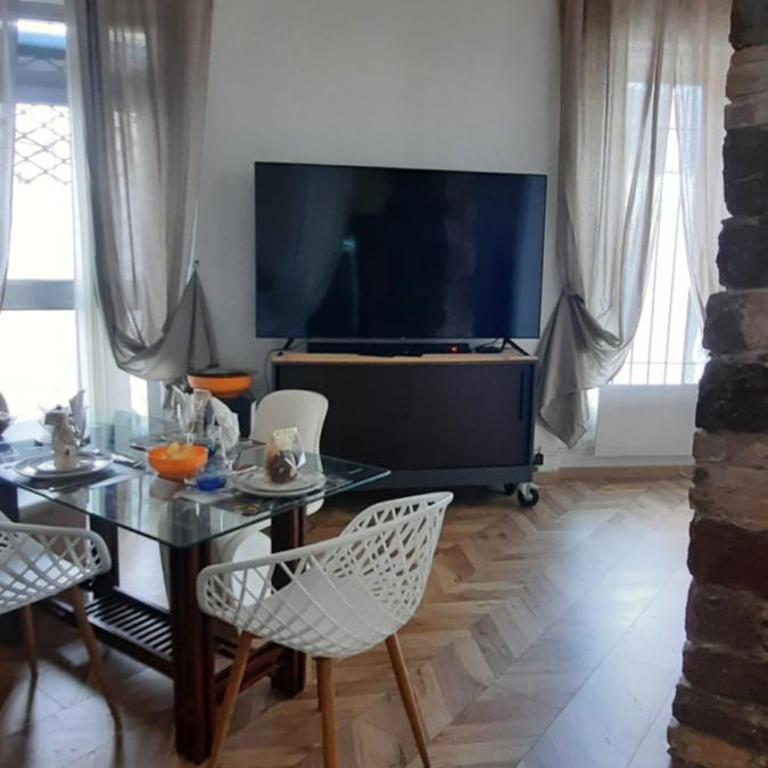 Appartement Loft ATYPIQUE et ravissant de 60 m2 Nouveau - Appartement 1 Chambre - 24