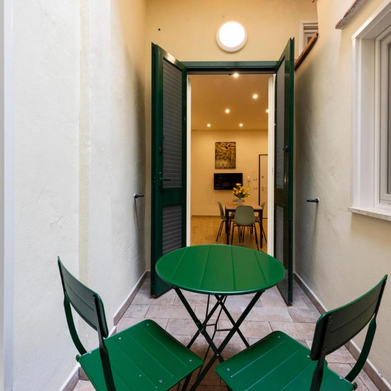 Mercato Contemporary Apartment by Mmega - Appartamento con 2 Camere da Letto - 8
