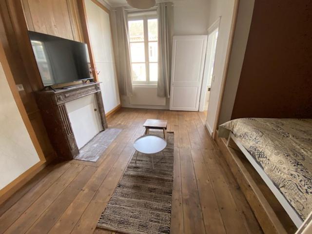 Chez Victor H - Chambre Double - Vue sur Jardin - 4
