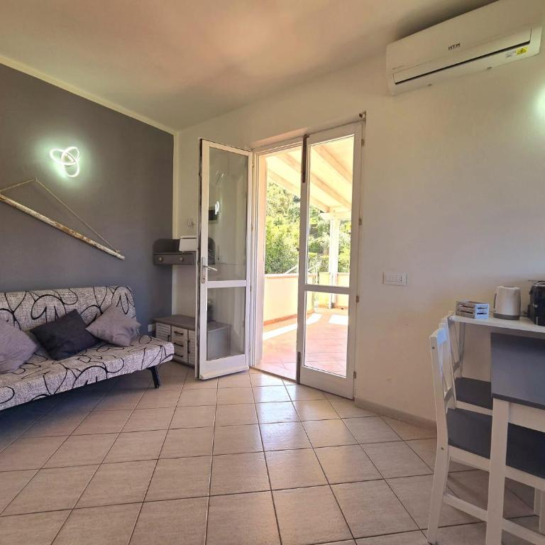 Chez Choucas Maison e Maisonette - Goelba - Penthouse Apartment - 6