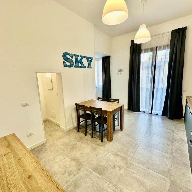 LUX Apartments SKY - Appartamento con 1 Camera da Letto - 1