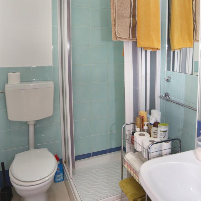 Carlo House - Appartamento con 1 Camera da Letto - 12