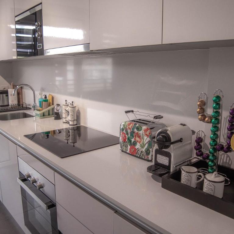 Fee4Me Bilbao, Style and Comfort - Three-Bedroom Apartment - 11