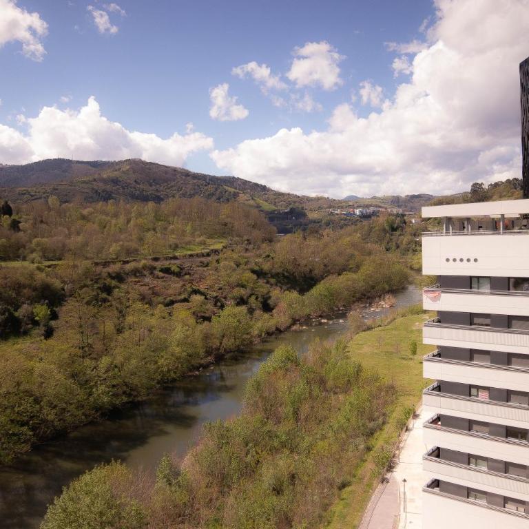 Fee4Me Bilbao, Style and Comfort - Three-Bedroom Apartment - 24