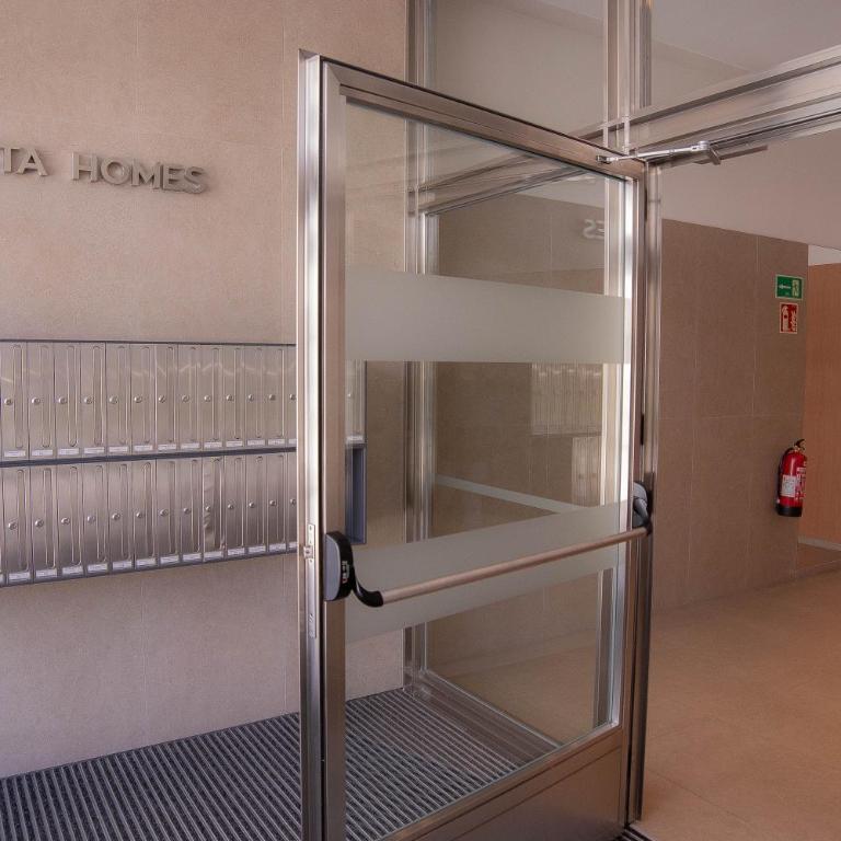 Fee4Me Bilbao, Style and Comfort - Three-Bedroom Apartment - 25