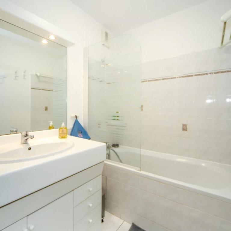 T2 Écume Vue Mer Terrasse Parking - Appartement 1 Chambre - 11