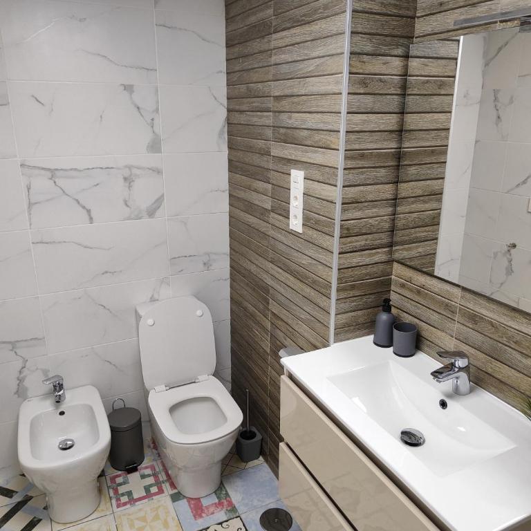 Schöne Wohnung mit Pool und Parking, 50m zum Strand, Torrevieja Spanien - Apartment - 13