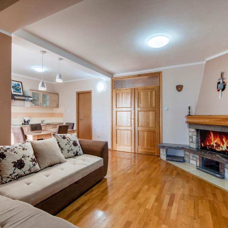 Villa Orpheus - Apartment with Terrace - 3