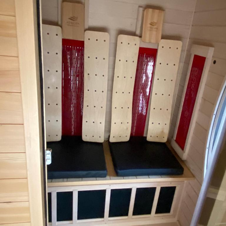 Entspannen im Holzchalet mit Panoramablick, Ruhe und Infrarotsauna - Apartment mit 2 Schlafzimmern - 12