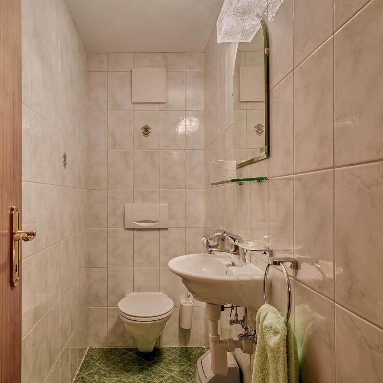 Chasa Vallaina - Apartment mit 2 Schlafzimmern - 2