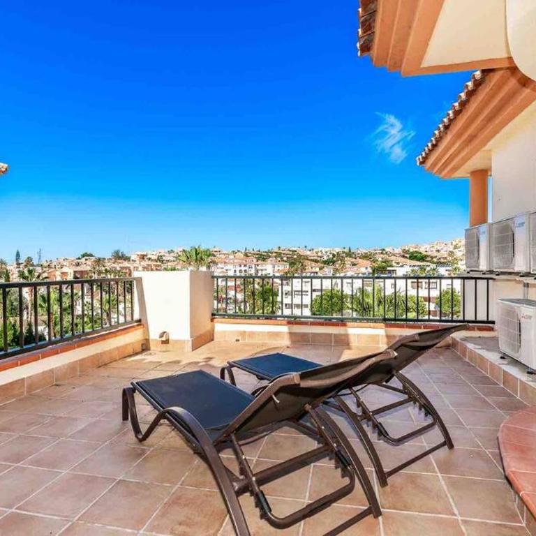 4 Bed detached villa close to golf & beach with shared pool. - Villa - 15