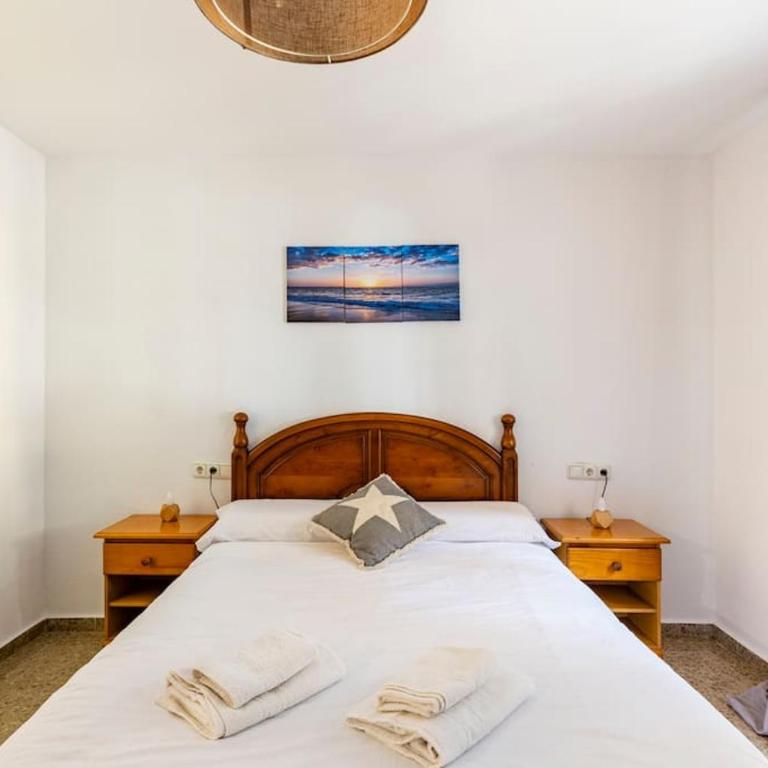 Amplio piso con 4 habitaciones para disfrutar de Málaga con parking gratuito - Apartment - 42