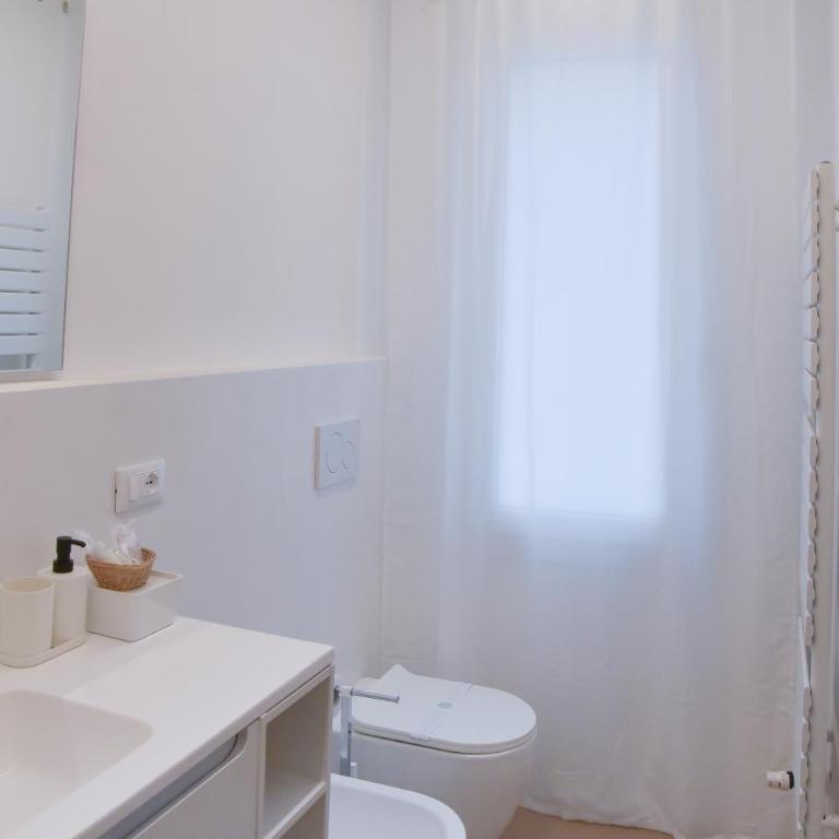 DieciVasi - Camera Matrimoniale con Bagno Privato - 6