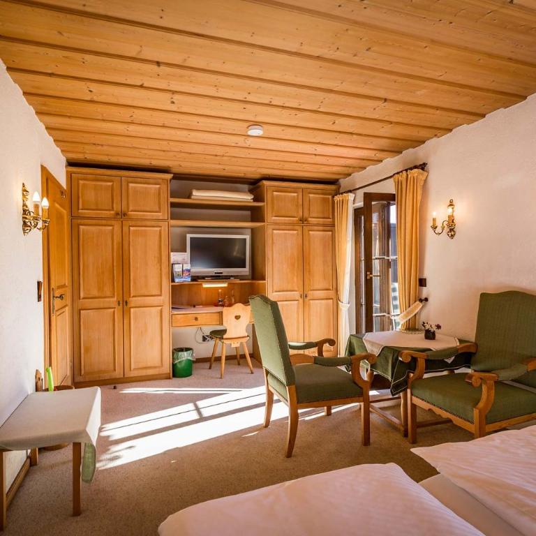 Landhotel Sonnleiten - Doppelzimmer mit Balkon - 3