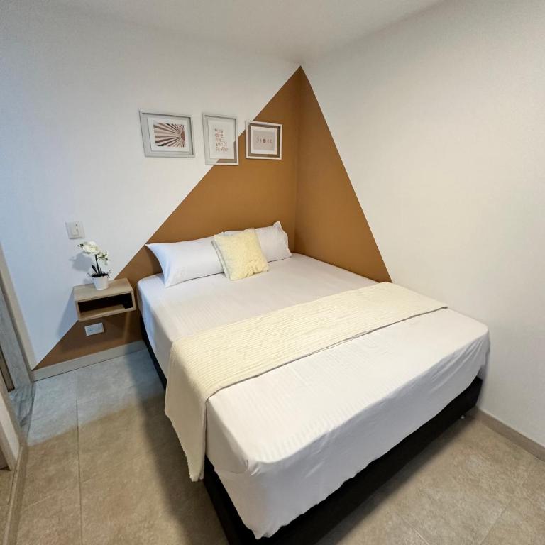 Apartamento en Laureles cerca a la 70 y Estadio - 702 - Apartamento de 2 dormitorios - 13