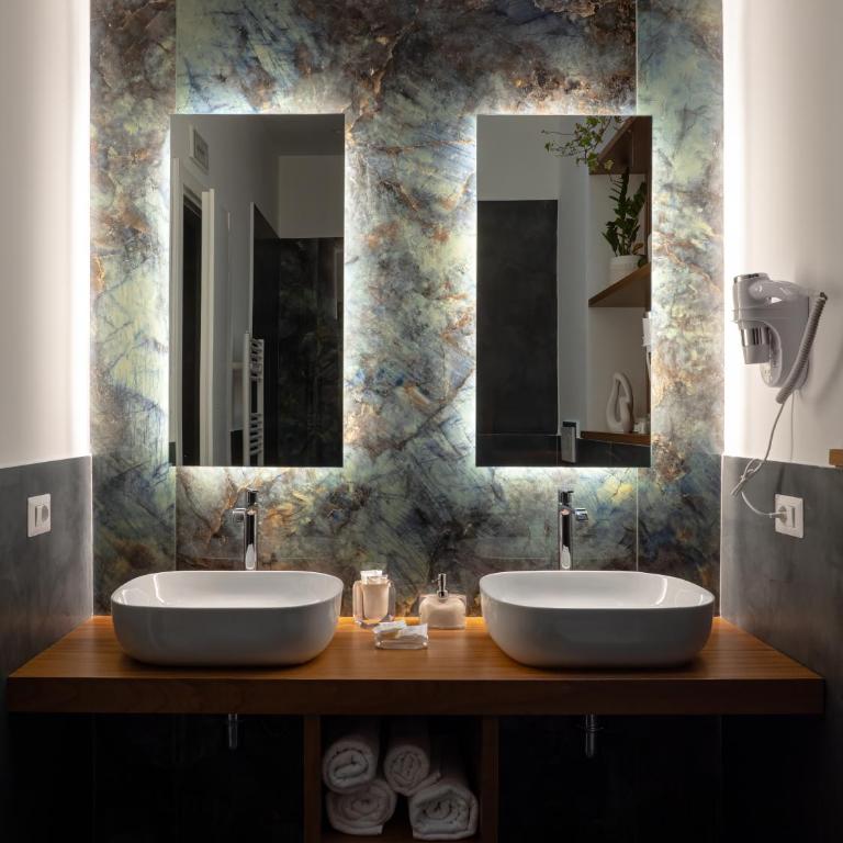 Terra Mia in Piazza - Deluxe Suite with Spa Bath - 8