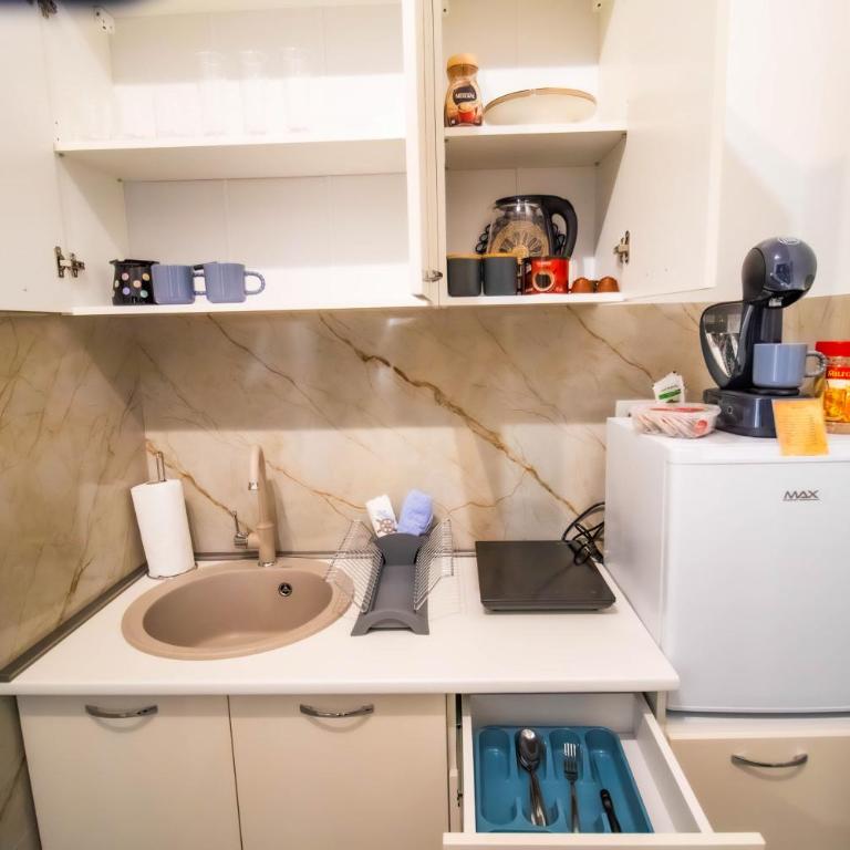 Simo apartments airport Podgorica - Superior Apartment - 7