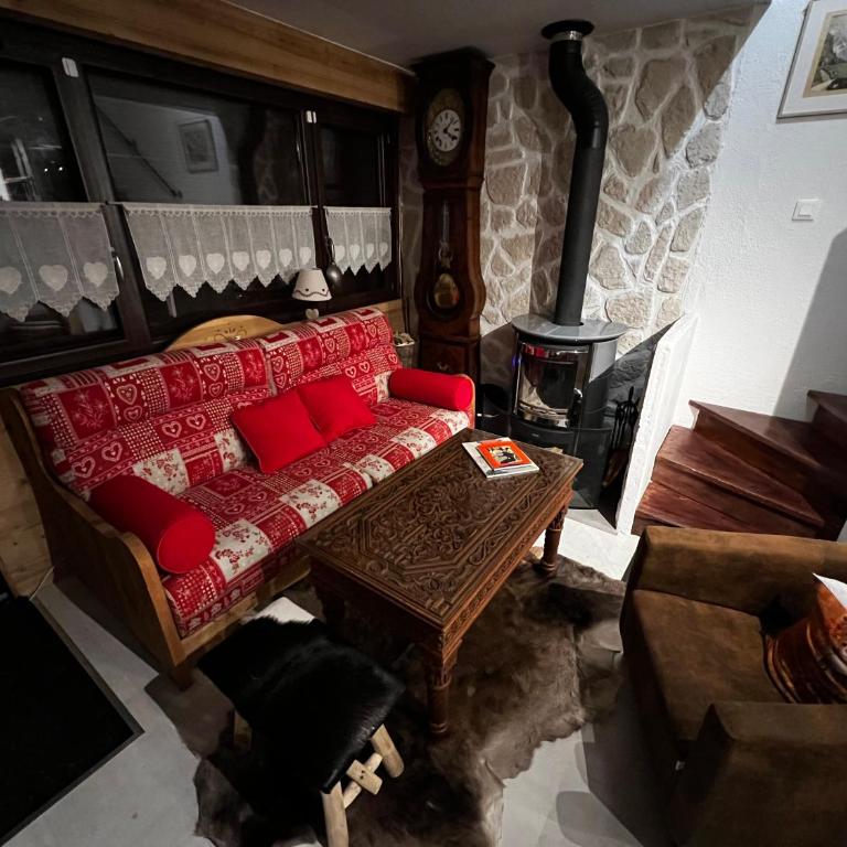 "Chez Muttie" At the heart of Thollon Resort between lake and mountain - Appartement 2 Chambres - 22