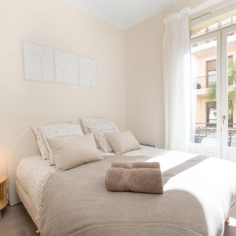 REPUBLIQUE - Somptueux 2 pièces - 50 mètres de Monaco - Appartement 1 Chambre - 4