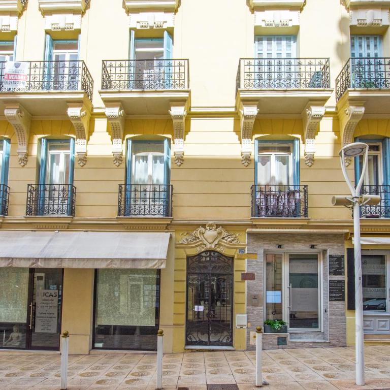 REPUBLIQUE - Somptueux 2 pièces - 50 mètres de Monaco - Appartement 1 Chambre - 12