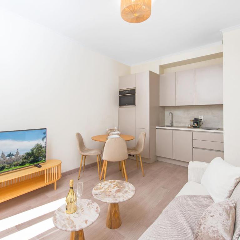 REPUBLIQUE - Somptueux 2 pièces - 50 mètres de Monaco - Appartement 1 Chambre - 14