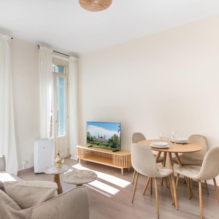 REPUBLIQUE - Somptueux 2 pièces - 50 mètres de Monaco - Appartement 1 Chambre - 1