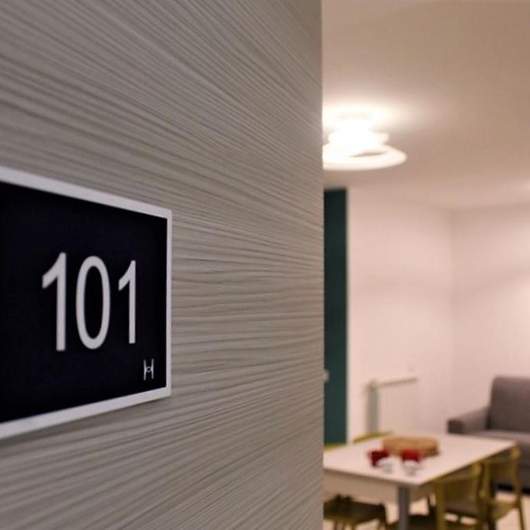 Azzurra Apartments - Apartment mit Meerblick - 16
